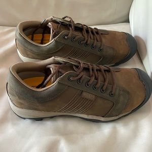 Keen Utility LA Conner Mens Low ESD Aluminum Safety Toe Work Shoe in size 10.5